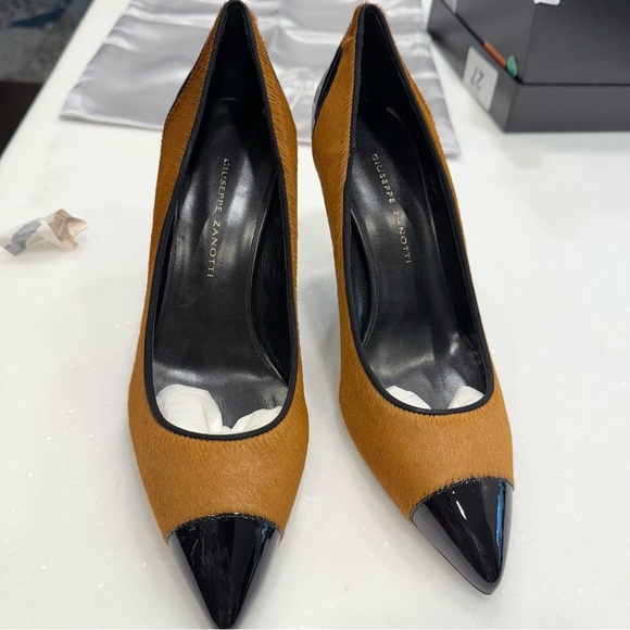Giuseppe Zanotti Italy Heels Camel Pony Hair W/ Black Patent Toe Sz US 5  NIB - Picture 9 of 15